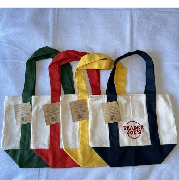 Trader Joe’s Mini Canvas Tote Bags Set Of 4 (Blue, Green, Yellow, Red) NWT - Picture 2 of 6